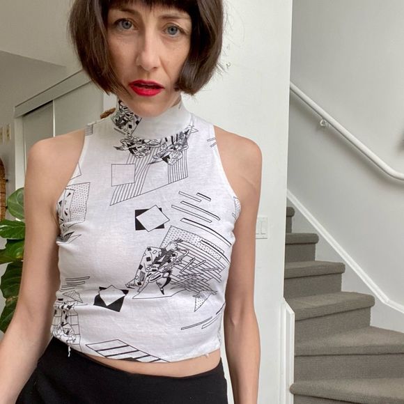 Vintage Tops - Funky Backless Crop Top